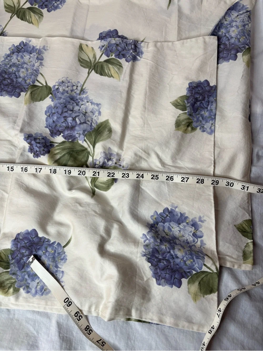 vintage Via Brera set of 2 pillowcases 29”x20” Italy